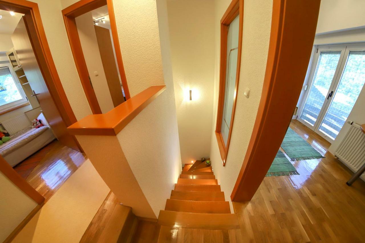 Holiday Home Villa Sara Bihać Exterior foto