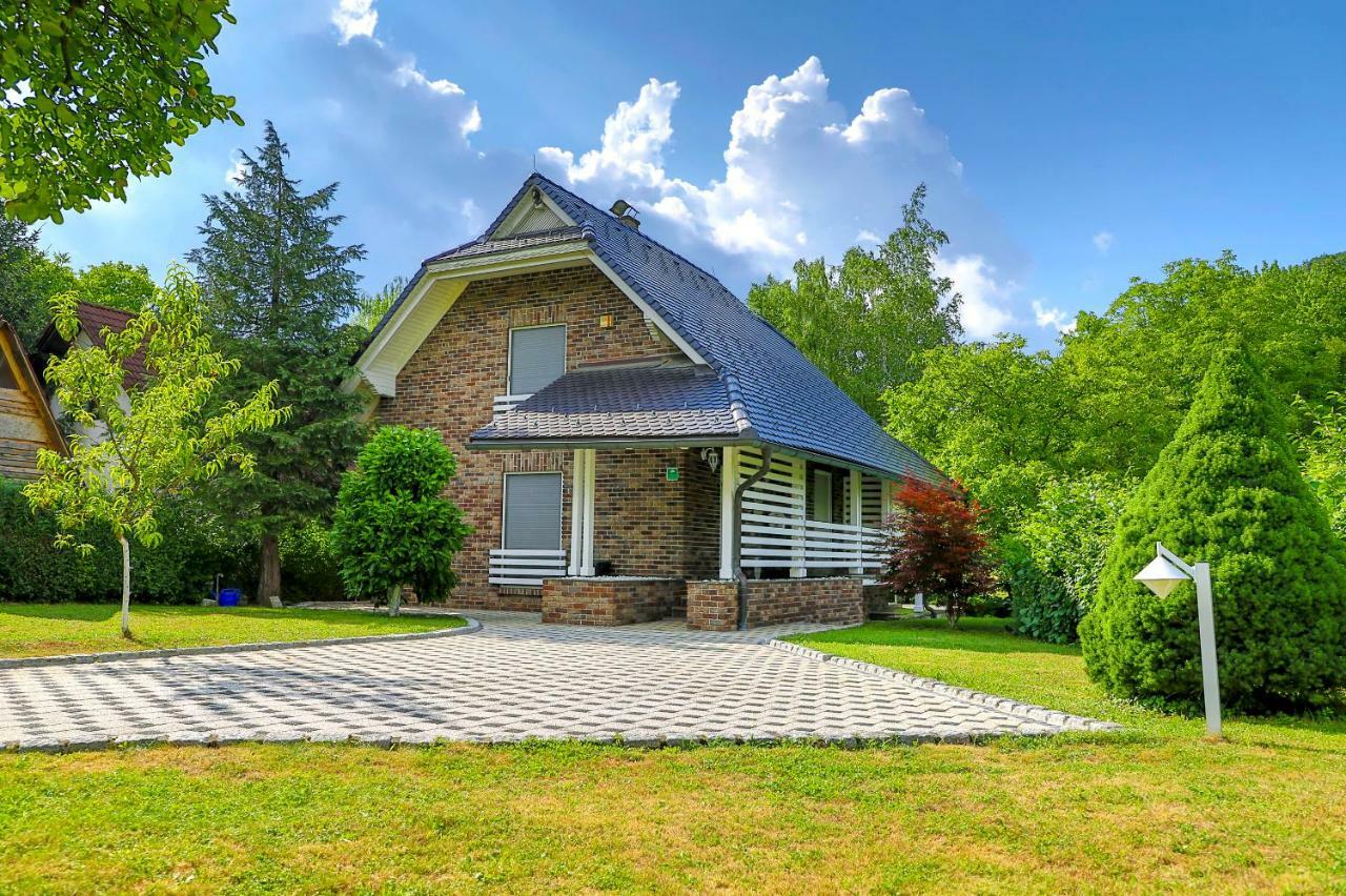 Holiday Home Villa Sara Bihać Exterior foto