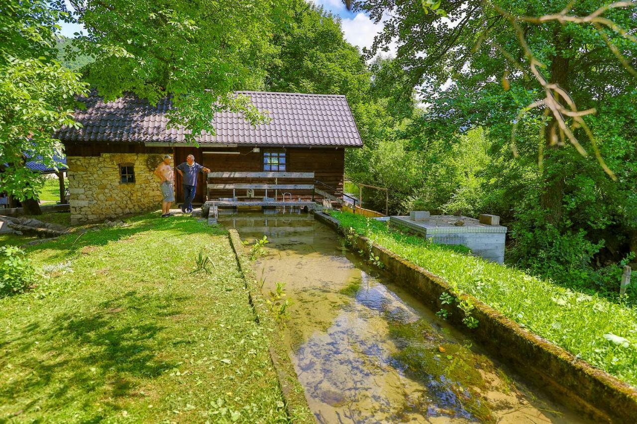 Holiday Home Villa Sara Bihać Exterior foto